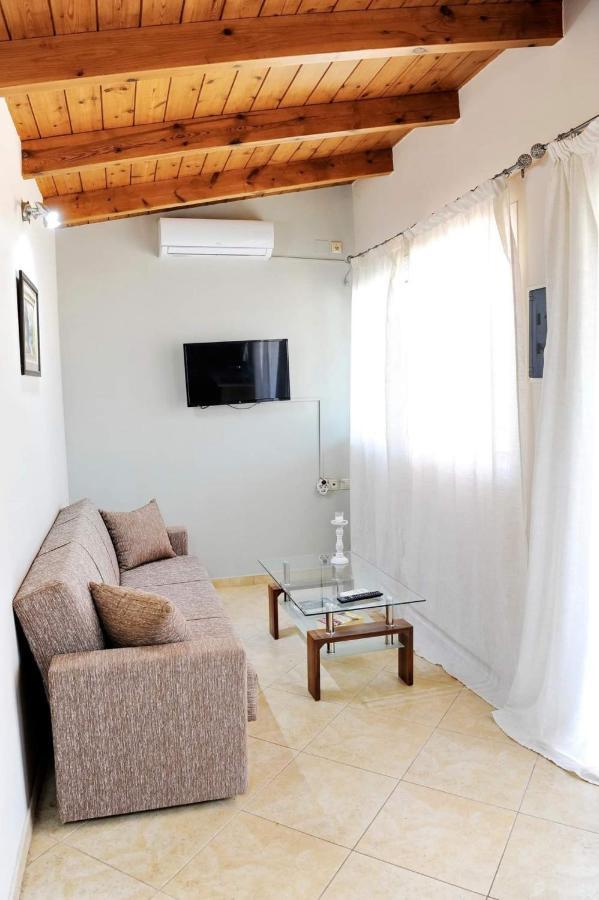 Irene Home Vlikhón Exterior foto